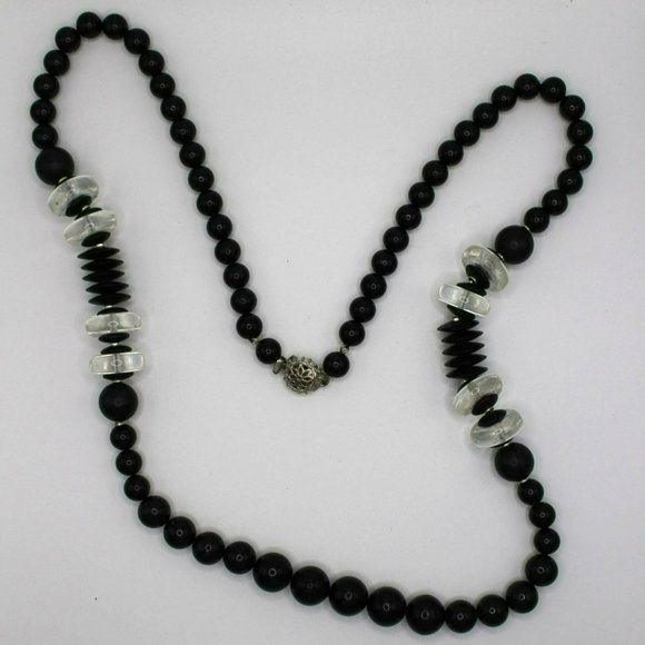 Vintage Black Clear Acrylic Beaded Long Necklace‎ Box Clasp 14" Silver Tone - Picture 1 of 4